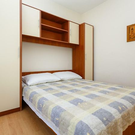 Apartman Jezevac Krk Town Zewnętrze zdjęcie