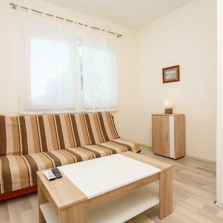 Apartman Jezevac Krk Town Zewnętrze zdjęcie