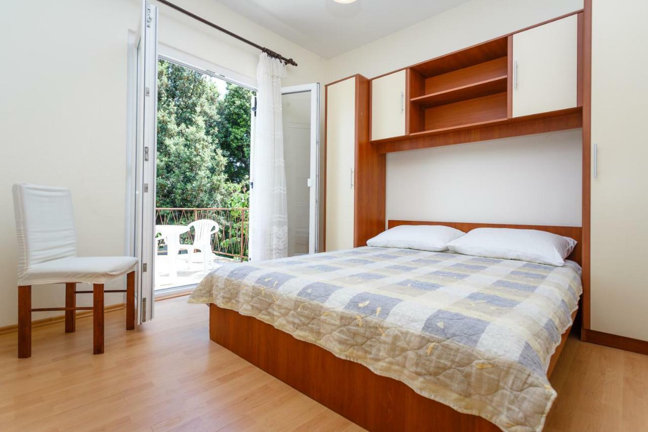 Apartman Jezevac Krk Town Zewnętrze zdjęcie