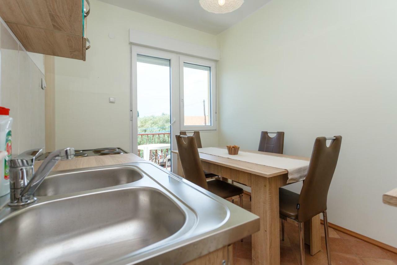 Apartman Jezevac Krk Town Zewnętrze zdjęcie