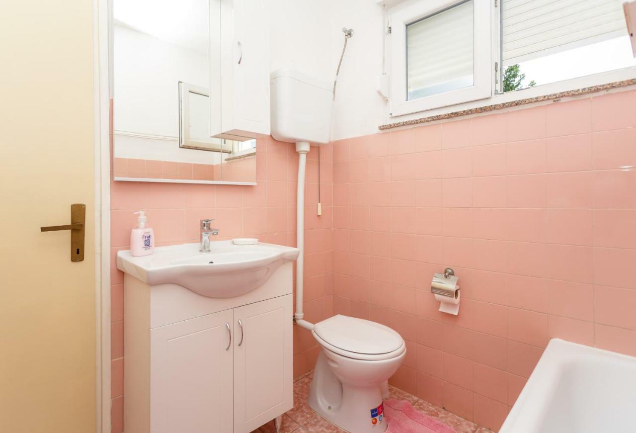Apartman Jezevac Krk Town Zewnętrze zdjęcie