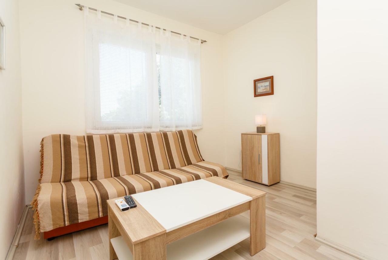 Apartman Jezevac Krk Town Zewnętrze zdjęcie