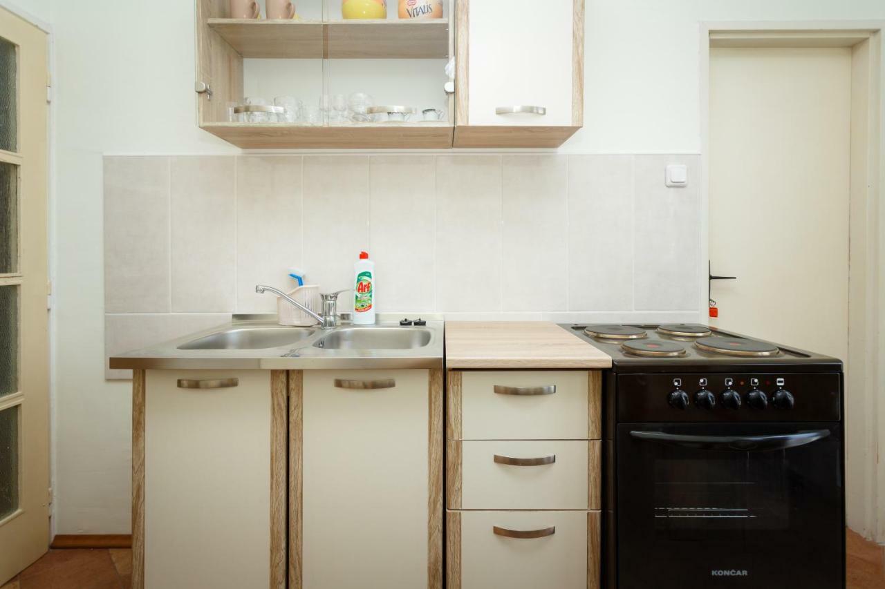 Apartman Jezevac Krk Town Zewnętrze zdjęcie